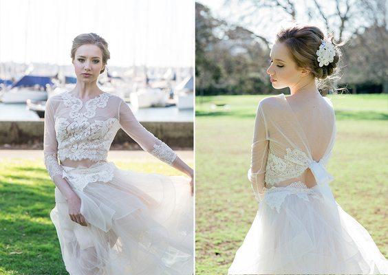 Open back wedding dress, loose hair and natural look from Venice wedding photographer.