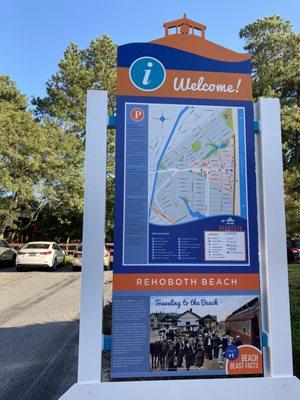 A nice map of the town and a neat historic photo of the train station at its prime.