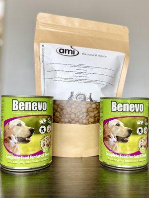 Ami samples and some Benevo canned foods!