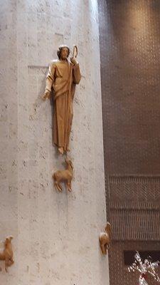 Altar representation of the Lord Jesus Christ: St. Luke's Lutheran Church, Oviedo.