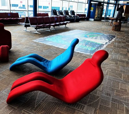 Breeze Air flight delays Stranded guests morph into chairs Waiting to get home #NOLA_Haiku  #BreezeAirways #XNA #MSY #FlightDelay #WordNerd