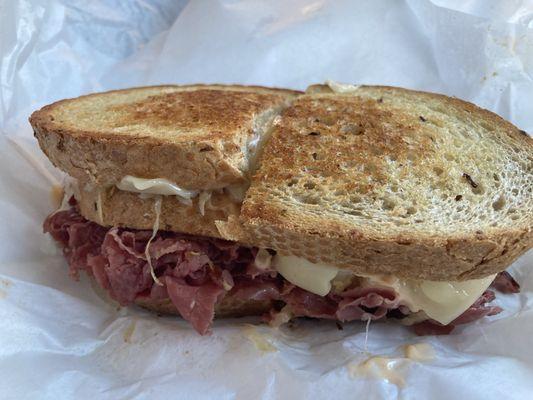 Reuben corn beef sandwich