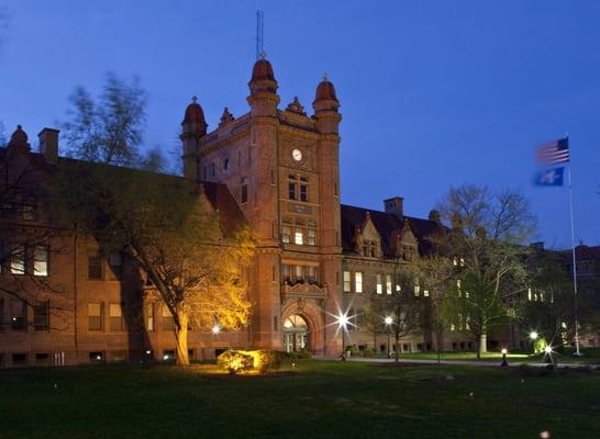 Shilling Hall - Millikin University