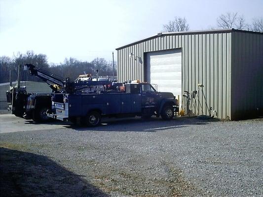 Main Shop at Ray's Truck Service