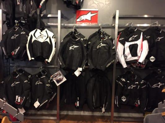 We love Alpinestars !