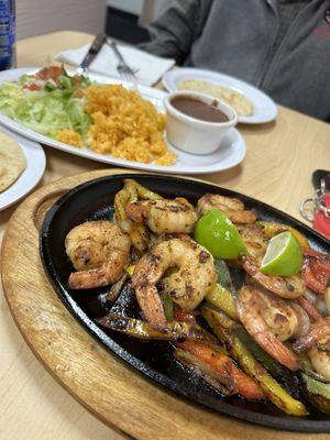 Shrimp fajitas