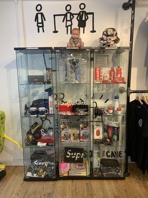 Supreme Accessories