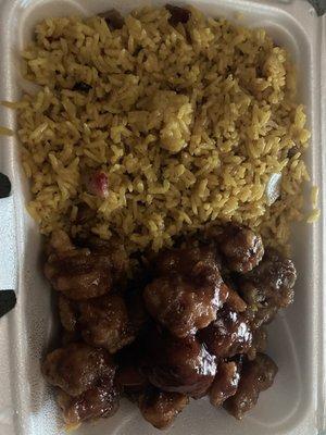 General Tso's chicken with fried rice lunch combo