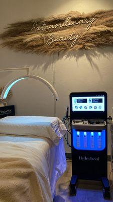 HYDRAFACIAL