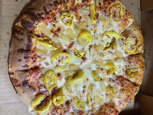 Medium pineapple and banana pepper