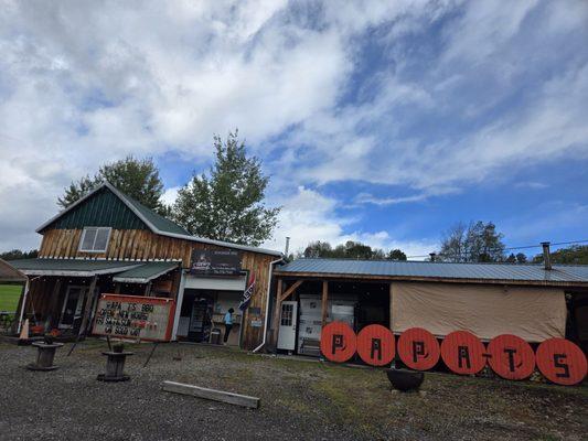 Roadside find, really good bbq!!