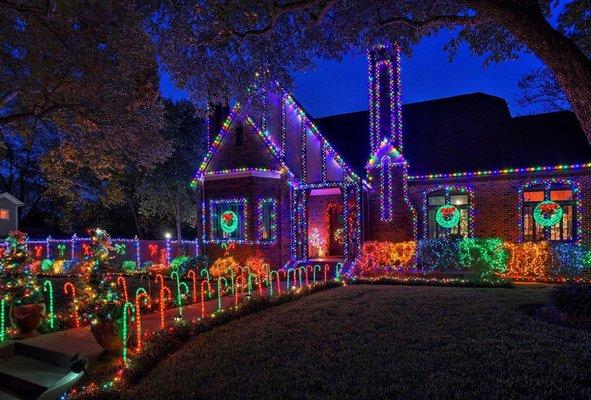 Gingerbread House - Palestine Texas Photo by Dave Shultz