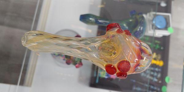 Beautiful spoon pipe from holle glass