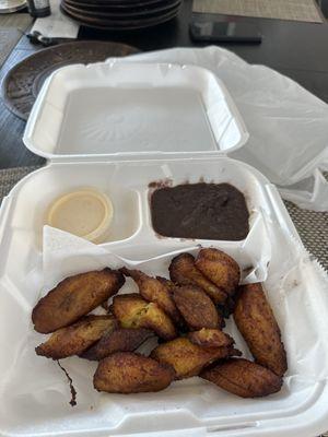 They hook it up with the platanos