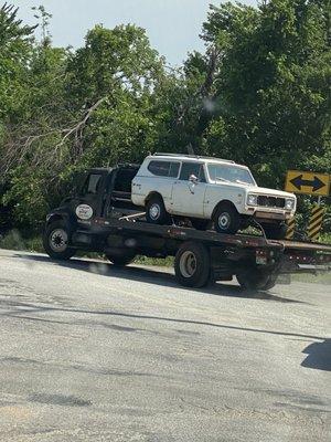 Transporting my 76' Scout II