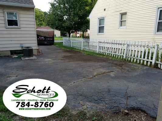 Big trailer load of trash & debris removal in driveway-after
 Junk Removal Indianapolis