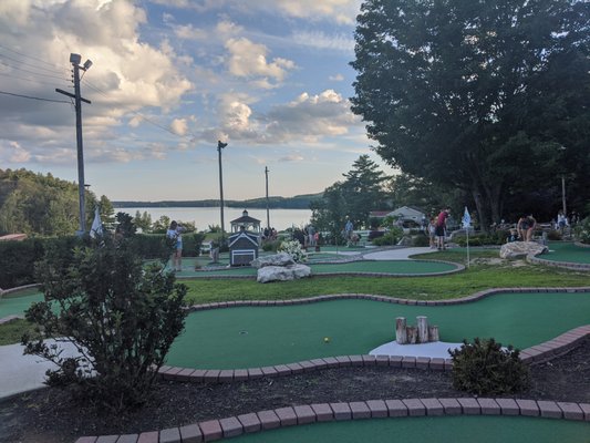 A beautiful night for mini golf