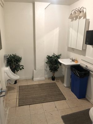 Clean Bathroom!