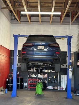 I brought my car in for an oil change, the service was great. Very professional and quick.