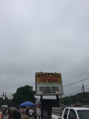 Grafton Flea Market -- 296 Upton Street / Route 140, Grafton                    Sign