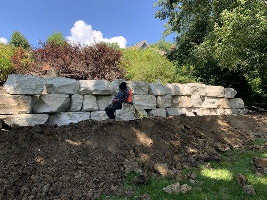 Boulder wall