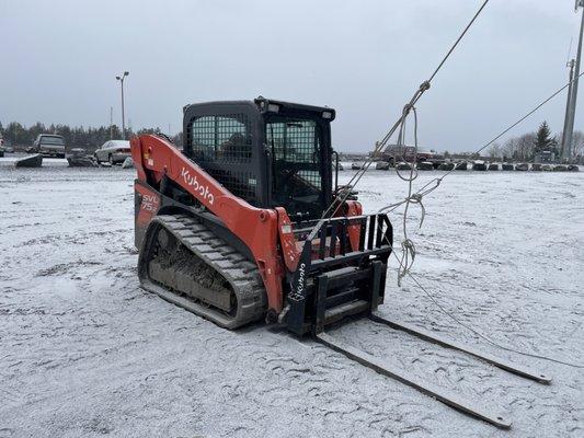 Kubota skid steer rental