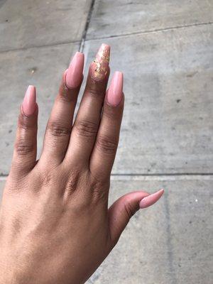 Nude gel w/ foil accent nail