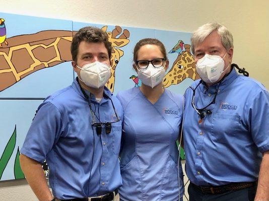 HODGES FAMILY DENTISTRY VOLUNTEER AT COMMUNITY FISH MEDICAL/DENTAL CLINIC