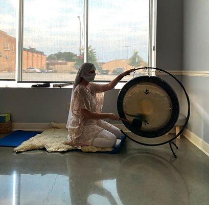 Sound healing session during our Gallery Night event.