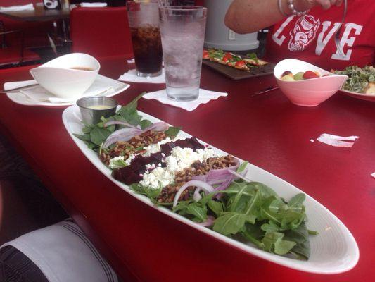 Beet and goat cheese salad