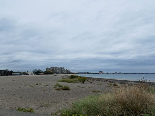 I Revere this beach even though it's not clean