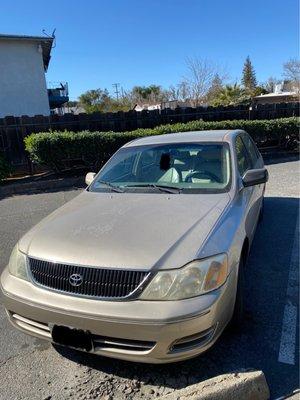 Front end of car Toyota Avalon car purchase from tios auto