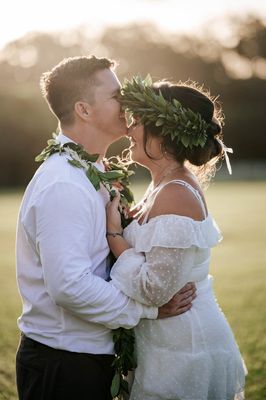 Bride and Groom portraits at Sunset Ranch Hawaii | Wedding Photography by HNL Studios www.hnlstudios.com