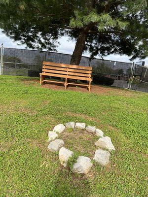 I'm case you have nothing better to do on a pretty Saturday, enjoy a seat on the shaded bench and people watch "recyclers."