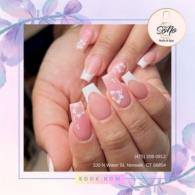 Step into September with chic and trendy nail art. Our salon has the latest designs to keep you in style! 
_______________________