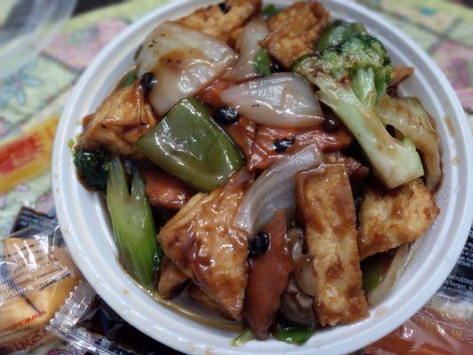 Bean Curd Hunan Style comes with steamed white rice