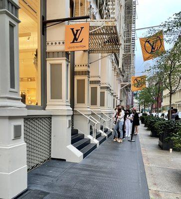 Louis Vuitton New York SoHo