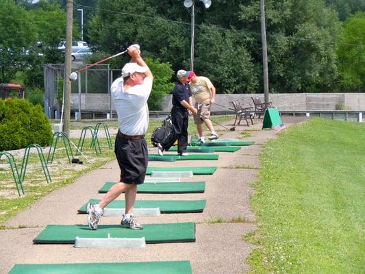 Hitting off the mats at the Range