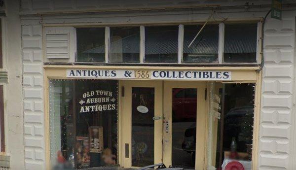 William's Antiques 1582 Lincoln Way Auburn, CA