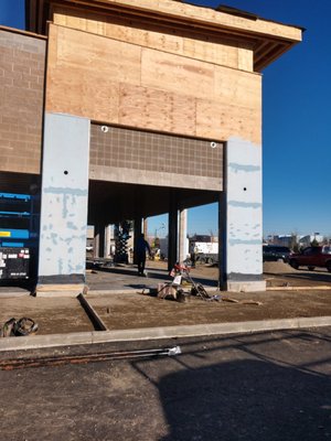 Keizer Station Shell Buildings