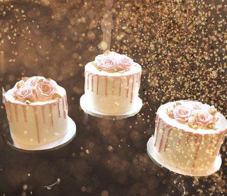 Sparking Rose Gold Cakes