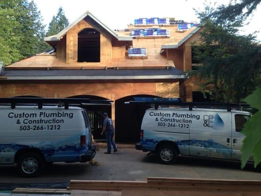 Another beautiful new home on the Columbia River!