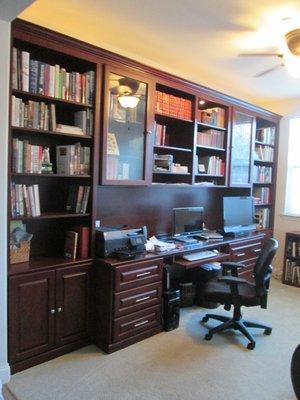 custom home office furnishings