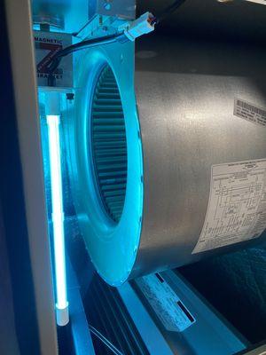 UV-light installation