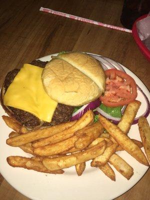 Cheeseburger and fries - perfect!