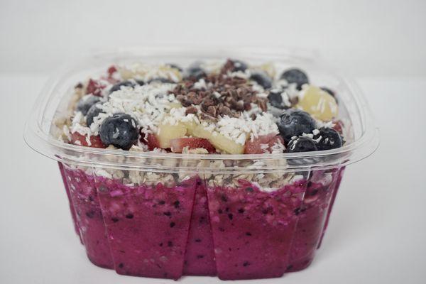 Dragonfruit Dream Bowl with Pitaya base