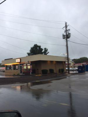 Dunkin Donuts of Bridgewater -- 171 Broad Street / Route 18, Bridgewater              Exterior