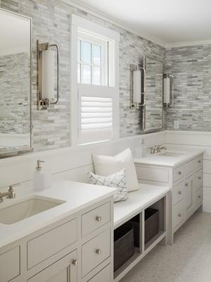 Custom bathroom and vanity design in Columbus Ohio.