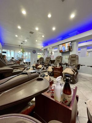 Interior pedicure chiars