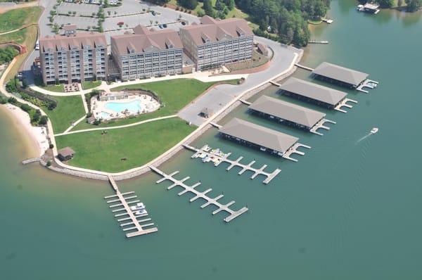 overview of The Pointe at Mariner's Landing